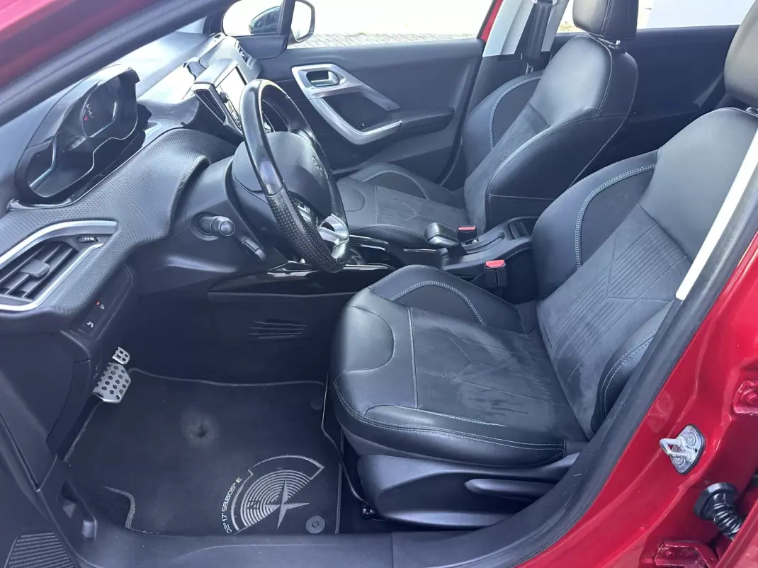 Peugeot 2008 2019 - 13990 EUR, 146000 km - AUTO.MOTO.pt - 146000km - foto 12 de 22