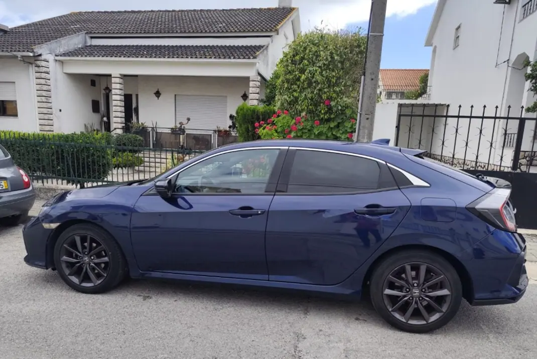 Honda Civic 2022 - 18000 EUR, 58000 km - AUTO.MOTO.pt - 58000km - foto 2 de 2