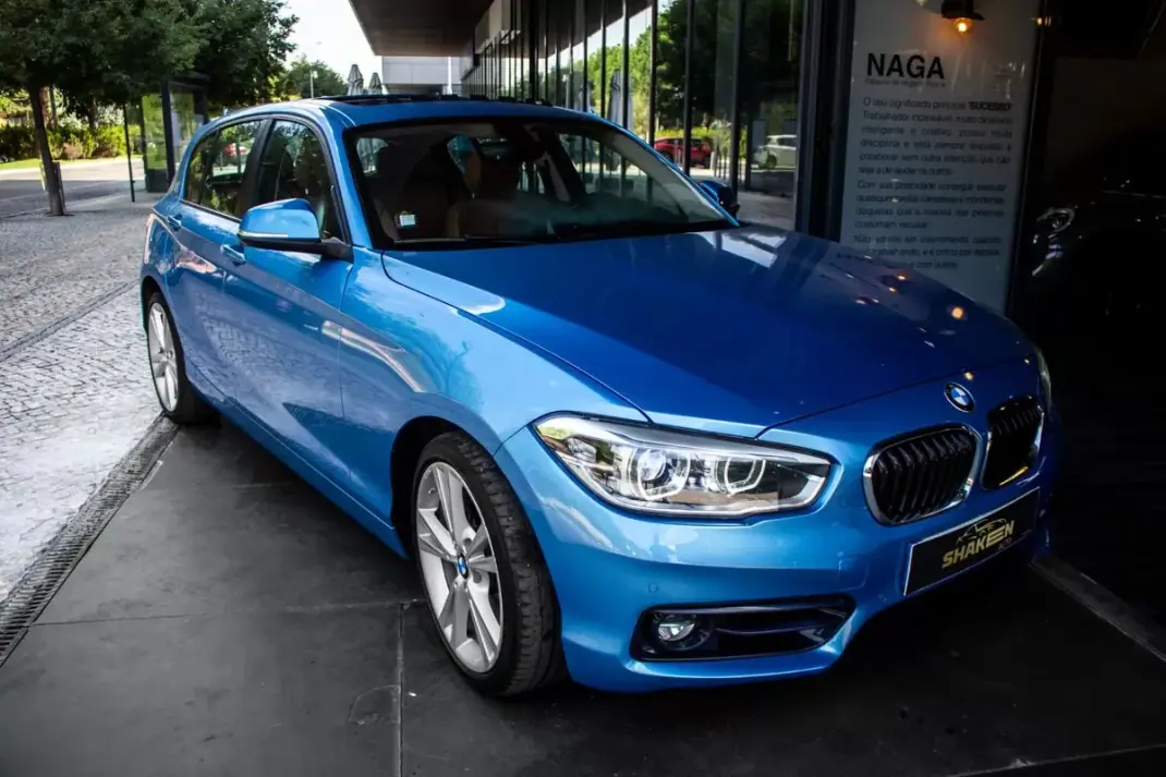 BMW 118 2018 - 16450 EUR, 210608 km - AUTO.MOTO.pt - 210608km - foto 6 de 47