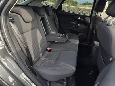 Ford Focus 2015 - 10990 EUR, 105000 km - AUTO.MOTO.pt - 105000km - foto 32 de 32