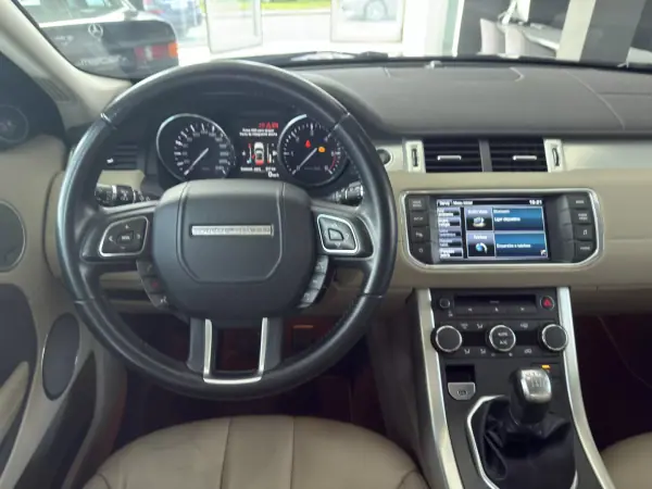 Land Rover Range Rover Evoque 2014 - 18250 EUR, 166221 km - AUTO.MOTO.pt - 166221km - foto 13 de 24