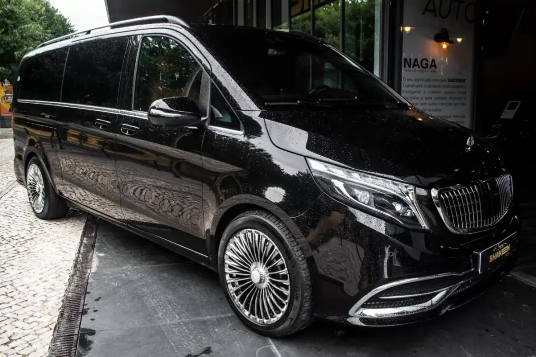 Mercedes-Benz V 250 2018 - 123000 EUR, 117525 km - 117525km - foto 54 de 56
