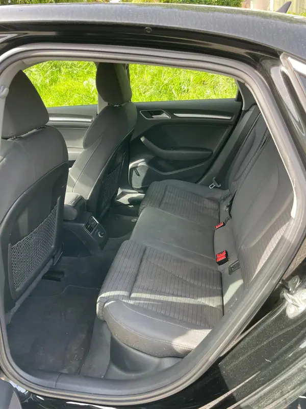 Audi A3 Limousine 2017 - 18490 EUR, 165000 km - AUTO.MOTO.pt - 165000km - foto 11 de 15