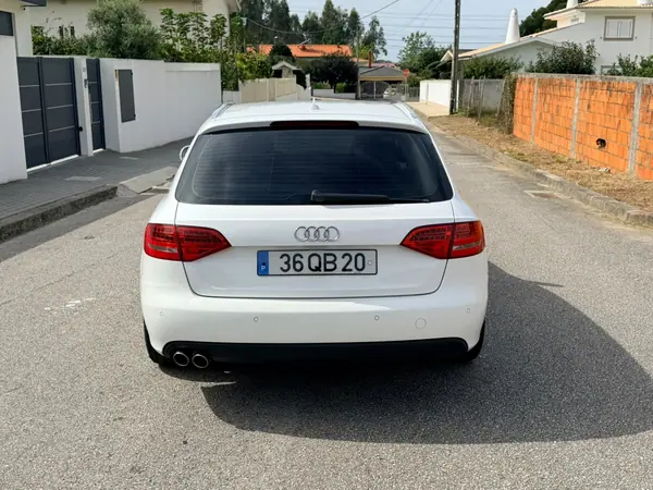 Audi A4 Avant 2010 — foto 2 de 11