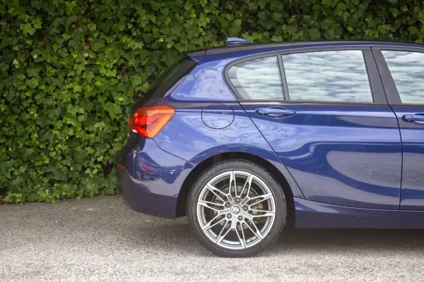 BMW 120 2015 - 16900 EUR, 149000 km - AUTO.MOTO.pt - 149000km - foto 4 de 13