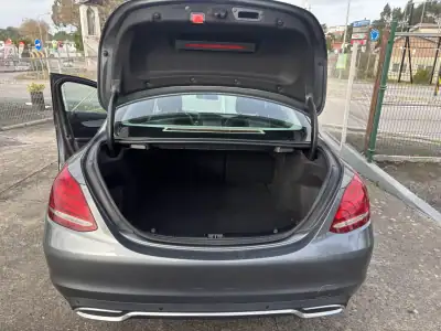 Mercedes-Benz C 180 2016 - 22500 EUR, 183602 km - AUTO.MOTO.pt - 183602km - foto 10 de 10