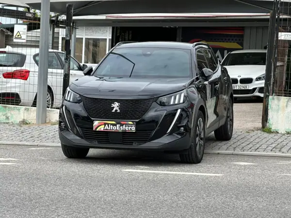 Peugeot e-2008 2022 - 23900 EUR, 40274 km - AUTO.MOTO.pt - 40274km - foto 11 de 35