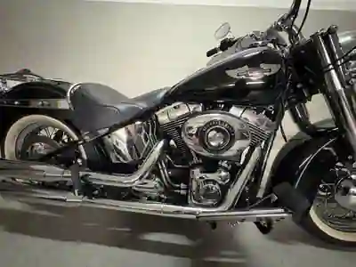 Harley-Davidson Softail® Fat Boy® 2012 - 14000 EUR, 22500 km - AUTO.MOTO.pt - 22500km - foto 2 de 9