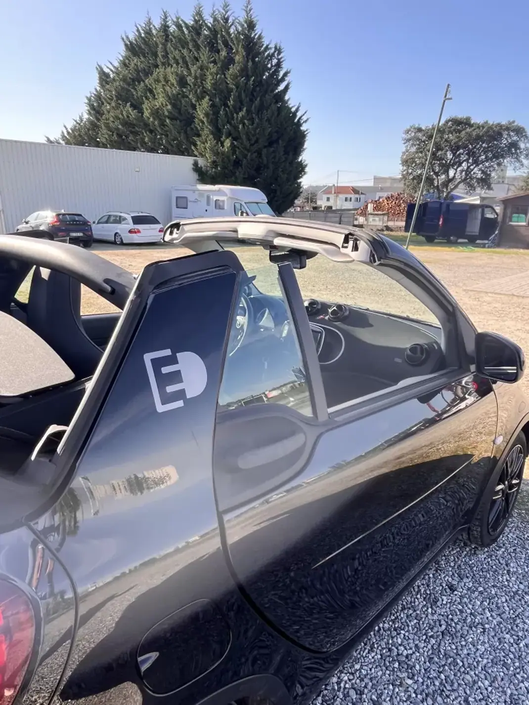 Smart Fortwo Cabrio 2019 - 14000 EUR, 48700 km - AUTO.MOTO.pt - 48700km - foto 19 de 19