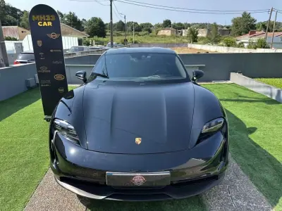 Porsche Taycan 2022 - 67900 EUR, 90000 km - AUTO.MOTO.pt - 90000km - foto 5 de 60