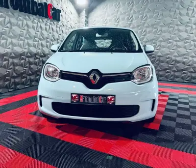 Renault Twingo 2020 - 12990 EUR, 73071 km - AUTO.MOTO.pt - 73071km - foto 3 de 28
