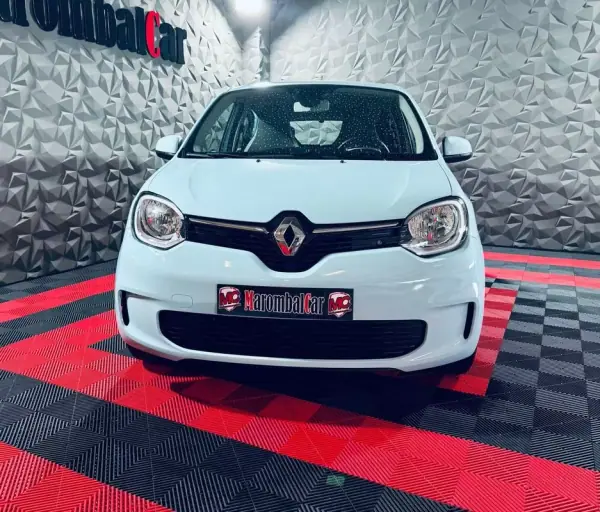 Renault Twingo 2020 - 12990 EUR, 73071 km - AUTO.MOTO.pt - 73071km - foto 3 de 28