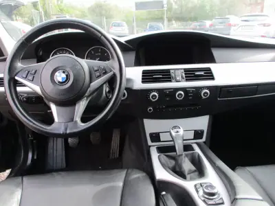 BMW 520 2009 - 9900 EUR, 204000 km - AUTO.MOTO.pt - 204000km - foto 10 de 14