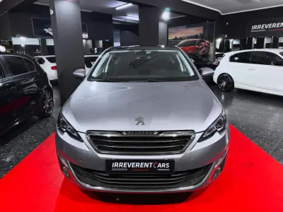 Peugeot 308 2013 - 12990 EUR, 158740 km - AUTO.MOTO.pt - 158740km - foto 2 de 27