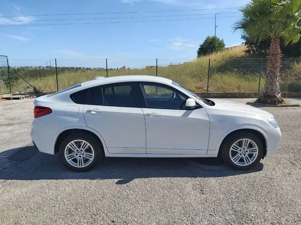 BMW X4 2015 - 26950 EUR, 209556 km - AUTO.MOTO.pt - 209556km - foto 13 de 60