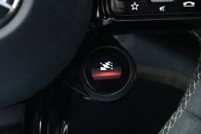 Mercedes-Benz AMG GT 2020 - 279950 EUR, 12000 km - AUTO.MOTO.pt - 12000km - foto 43 de 60