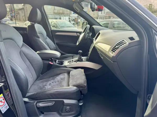 Audi Q5 2008 - 13900 EUR, 201500 km - AUTO.MOTO.pt - 201500km - foto 12 de 25