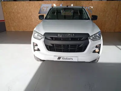Isuzu D-MAX 2.5 4WD 2022 - 32900 EUR, 57200 km - AUTO.MOTO.pt - 57200km - foto 5 de 15