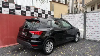 SEAT Arona 2023 - 14400 EUR, 62200 km - AUTO.MOTO.pt - 62200km - foto 6 de 13