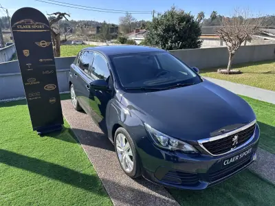Peugeot 308 2018 - 12500 EUR, 280000 km - AUTO.MOTO.pt - 280000km - foto 4 de 41