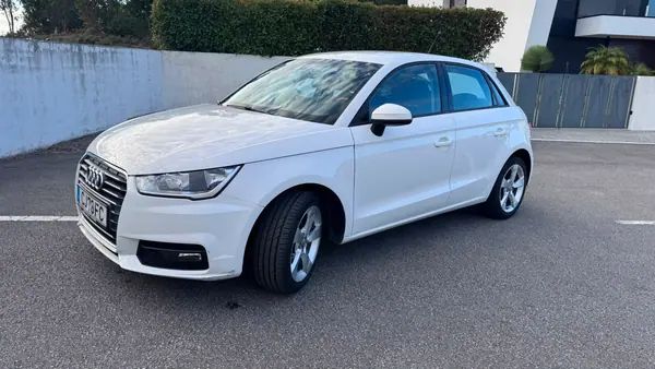 Audi A1 Sportback 2016 - 9900 EUR, 171079 km - AUTO.MOTO.pt - 171079km - foto 7 de 15