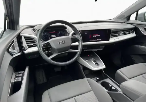 Audi Q4 e-tron 2021 - 24500 EUR, 42000 km - AUTO.MOTO.pt - 42000km - foto 13 de 13