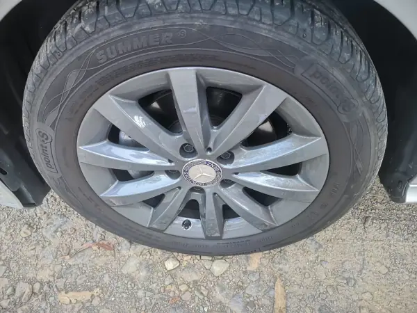 Mercedes-Benz A 180 2015 - 12950 EUR, 218000 km - AUTO.MOTO.pt - 218000km - foto 21 de 23