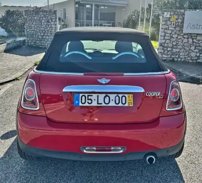 MINI Cooper 2011 - 9990 EUR, 2000 km - AUTO.MOTO.pt - 2000km - foto 13 de 14