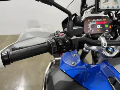 BMW R 1250 GS Adventure 2019 - 22900 EUR, 8500 km - AUTO.MOTO.pt - 8500km - foto 18 de 23