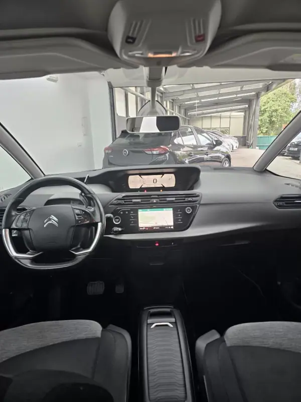 Citroën C4 Grand Picasso 2018 - 13650 EUR, 245556 km - AUTO.MOTO.pt - 245556km - foto 38 de 43