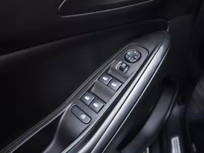 Opel Grandland X 2020 - 17990 EUR, 65073 km - AUTO.MOTO.pt - 65073km - foto 15 de 38