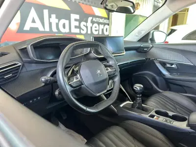 Peugeot 2008 2020 - 20900 EUR, 90290 km - AUTO.MOTO.pt - 90290km - foto 14 de 32