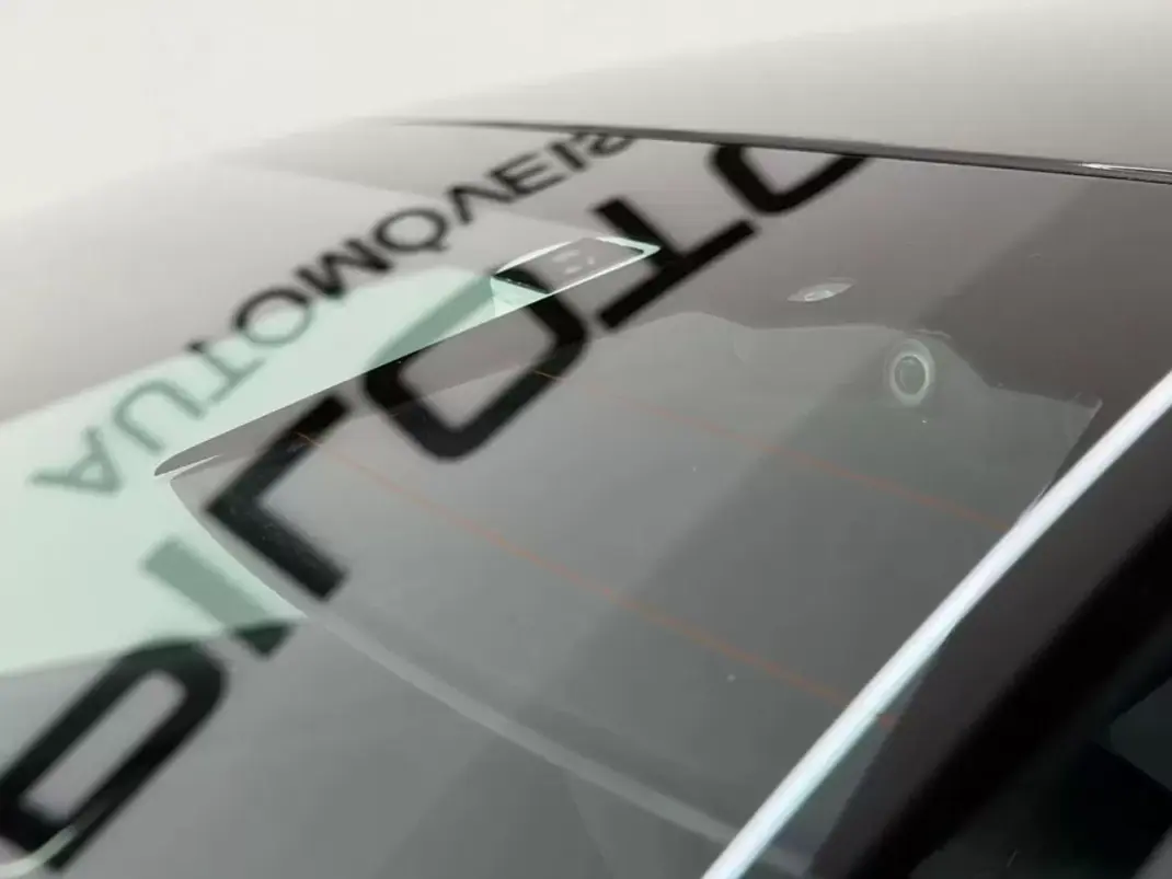 Tesla Model S 2017 - 19990 EUR, 237000 km - AUTO.MOTO.pt - 237000km - foto 36 de 37