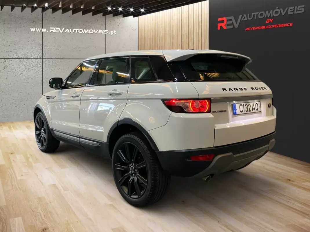 Land Rover Range Rover Evoque 2013 - 17950 EUR, 235847 km - 235847km - foto 4 de 20