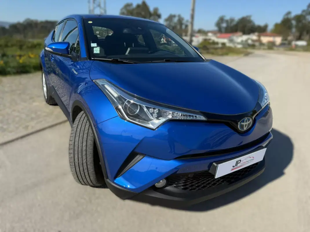Toyota C-HR 2019 - 21490 EUR, 89737 km - AUTO.MOTO.pt - 89737km - foto 3 de 25