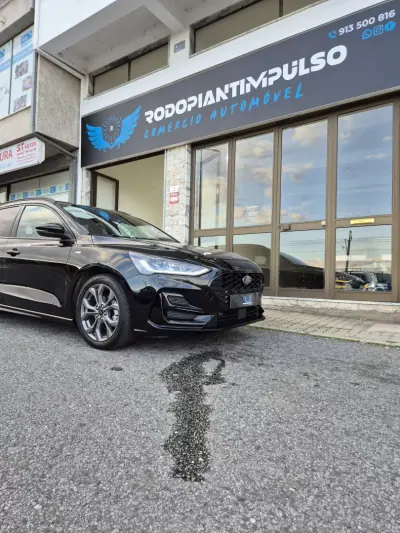 Ford Focus SW 2022 - 17450 EUR, 58000 km - AUTO.MOTO.pt - 58000km - foto 8 de 48