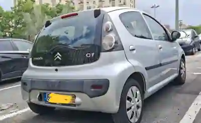 Citroën C1 2009 - 8000 EUR, 47000 km - AUTO.MOTO.pt - 47000km - foto 5 de 6