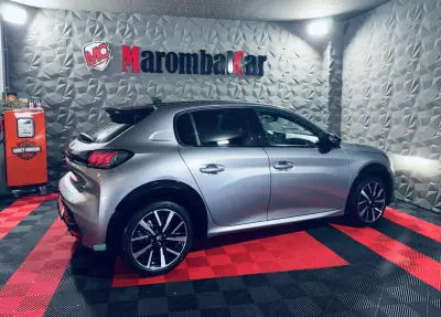 Peugeot 208 2022 - 15990 EUR, 75129 km - AUTO.MOTO.pt - 75129km - foto 2 de 35