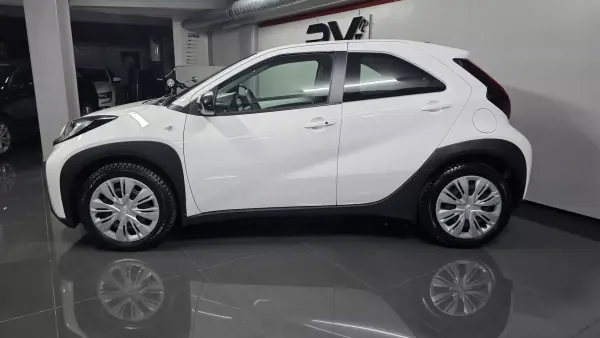 Toyota Aygo X 1.0 Envy 2023 Petrol