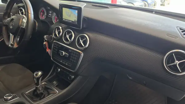 Mercedes-Benz A 180 2013 - 14900 EUR, 188648 km - AUTO.MOTO.pt - 188648km - foto 51 de 57