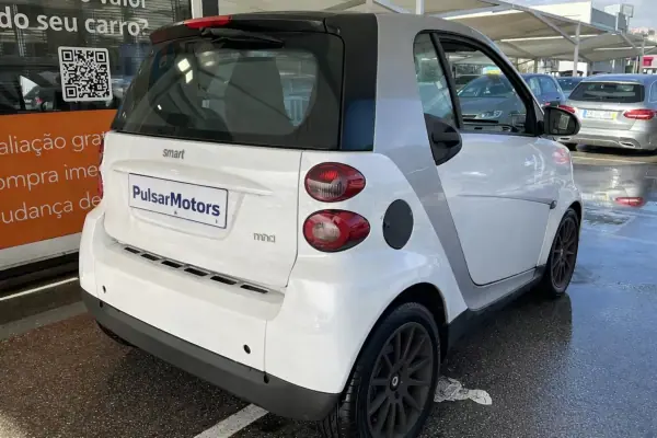 Smart Fortwo Cabrio 2010 - 4900 EUR, 97545 km - AUTO.MOTO.pt - 97545km - foto 4 de 6
