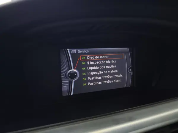 BMW 320 2011 - 14950 EUR, 269065 km - AUTO.MOTO.pt - 269065km - foto 35 de 41