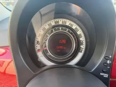 Fiat 500C 2010 - 8750 EUR, 132900 km - AUTO.MOTO.pt - 132900km - foto 17 de 25