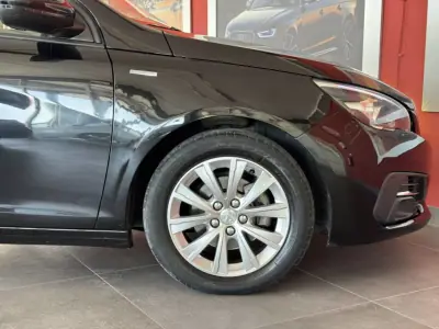 Peugeot 308 SW 2018 - 13500 EUR, 49820 km - AUTO.MOTO.pt - 49820km - foto 6 de 18