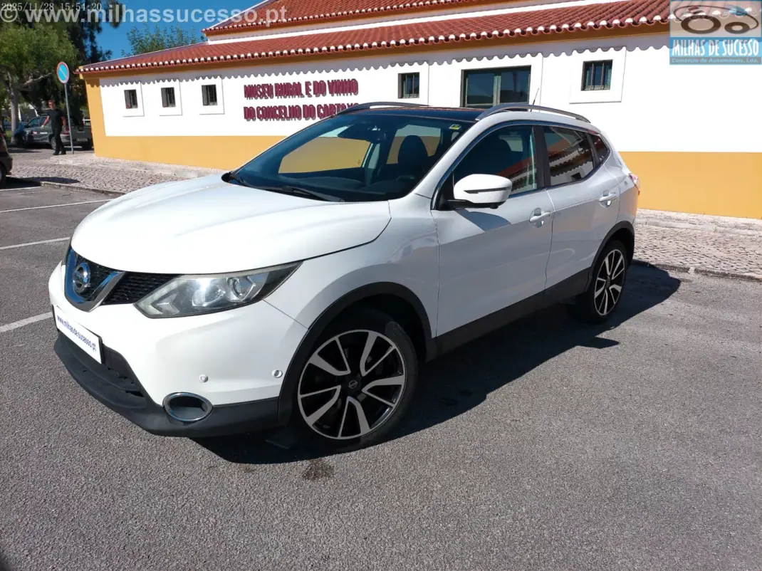 Nissan Qashqai 2015 - 12850 EUR, 212000 km - 212000km - foto 30 de 31
