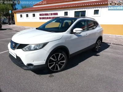 Nissan Qashqai 2015 - 12850 EUR, 212000 km - 212000km - foto 30 de 31