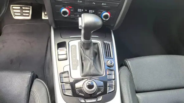 Audi A5 Sportback 2016 - 22500 EUR, 159375 km - AUTO.MOTO.pt - 159375km - foto 47 de 56