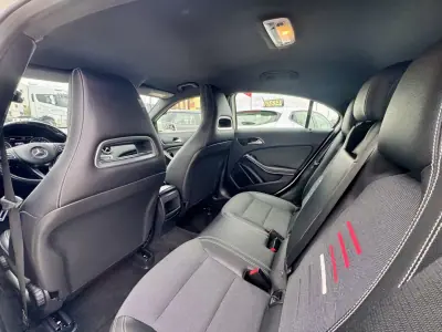 Mercedes-Benz A 180 2015 - 14750 EUR, 176972 km - AUTO.MOTO.pt - 176972km - foto 21 de 30