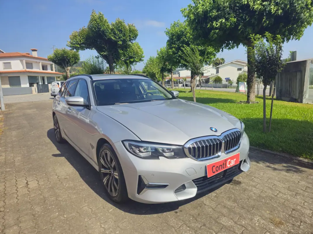 BMW 320 2020 - 24990 EUR, 126000 km - AUTO.MOTO.pt - 126000km - foto 1 de 18