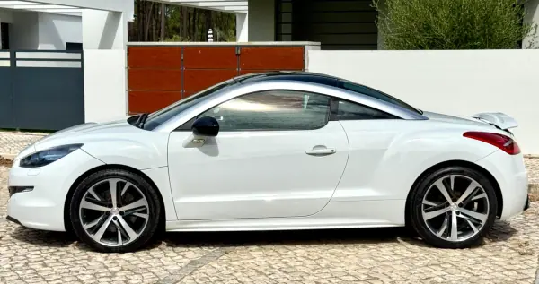 Peugeot RCZ 2015 - 16990 EUR, 144034 km - AUTO.MOTO.pt - 144034km - foto 5 de 64